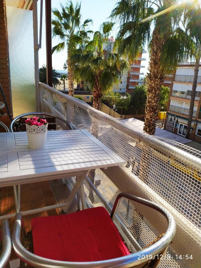 Encantador Apartamento Frente A La Playa De Bara Roda de Bará المظهر الخارجي الصورة