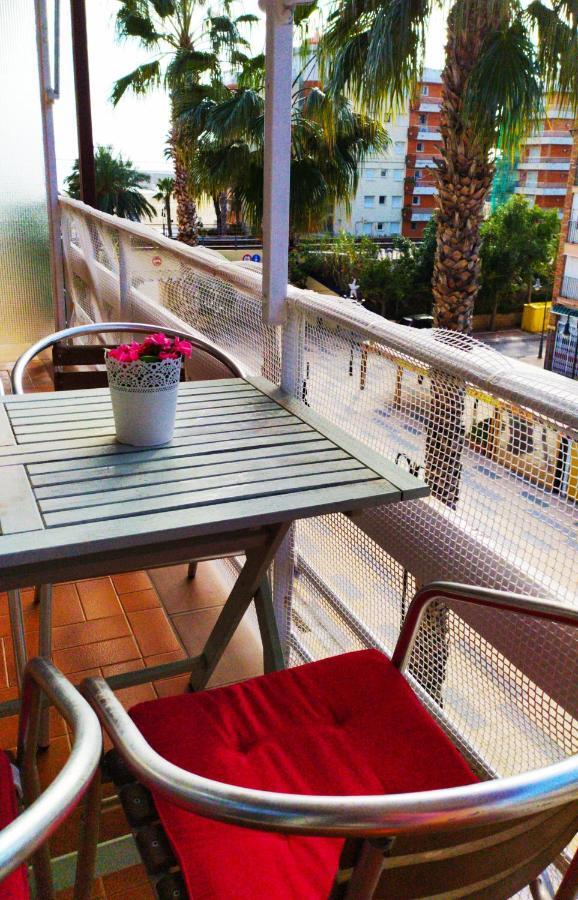 Encantador Apartamento Frente A La Playa De Bara Roda de Bará المظهر الخارجي الصورة