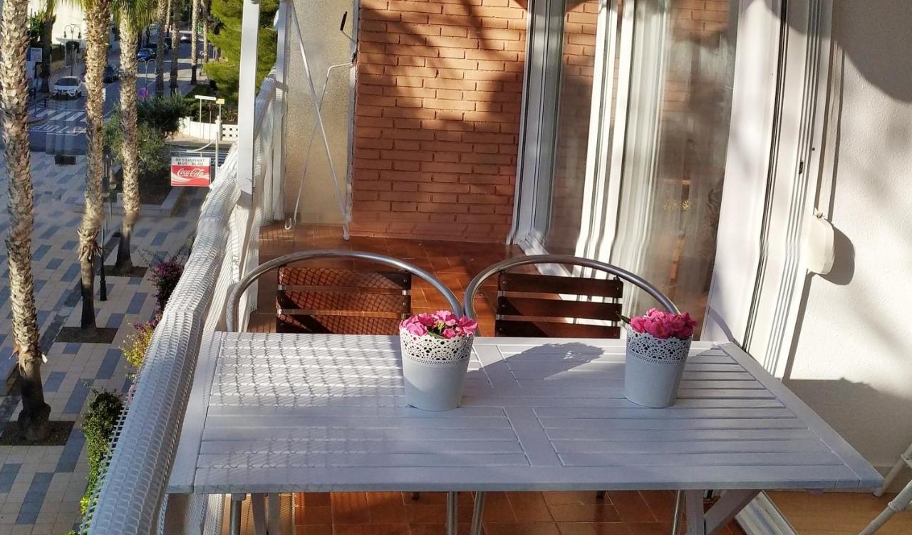 Encantador Apartamento Frente A La Playa De Bara Roda de Bará المظهر الخارجي الصورة